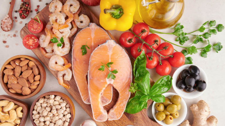 Adultos ainda desconfiam dos efeitos na saúde de alimentos funcionais, como probióticos e fontes de ômega 3, mostra estudo