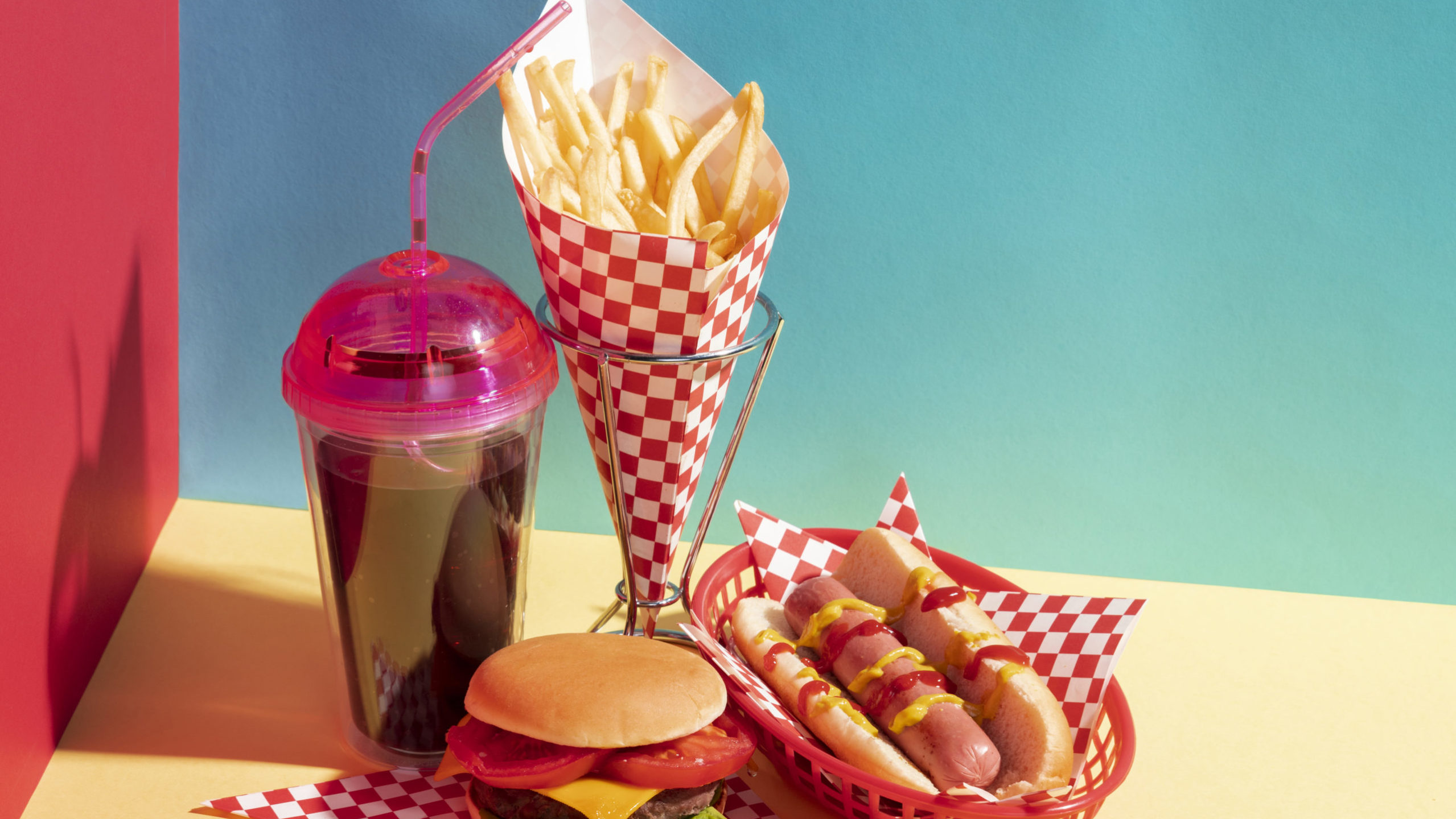 Maior consumo de fast food pode contribuir para o aumento da obesidade